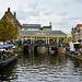 Nieuwe Rijn and Koornbrug on market day