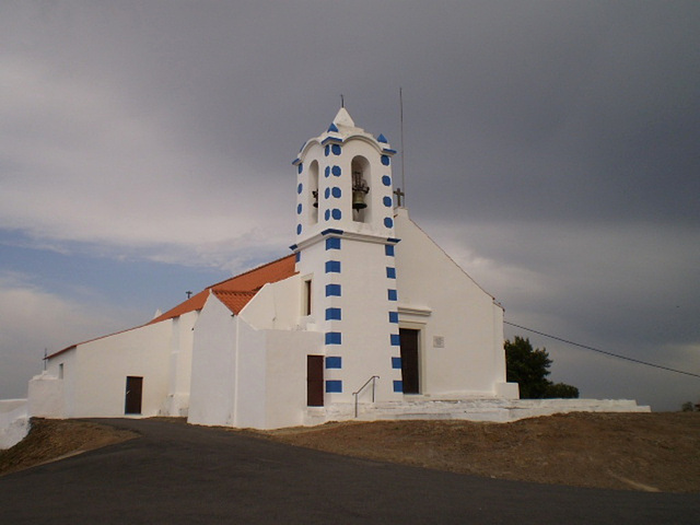 Church of São Miguel do Pinheiro.