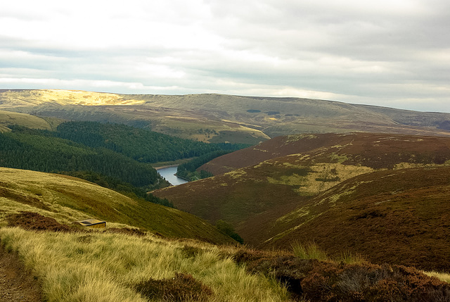 Looking back to Howden Reservoir