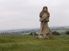 Sainte Onenne , statue dans la vallée des Saints à Carnoët(22)