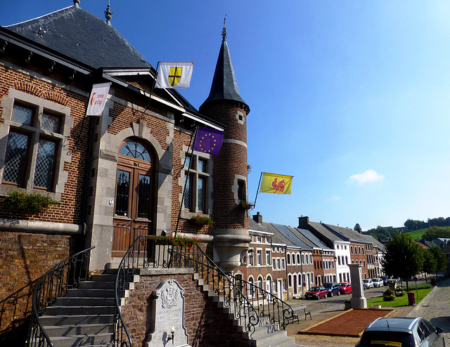 BE - Clermont-sur-Berwinne - Rathaus
