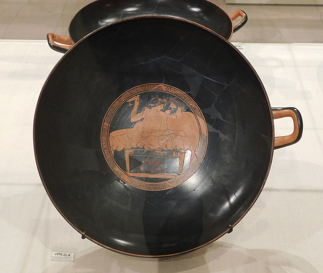 Terracotta Kylix Attributed to Makron as Painter and Signed by Hieron as Potter in the Metropolitan Museum of Art, September 2018