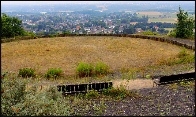Take a seat for the best view of Merkstein (Hbm)