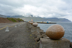 Iceland, Djúpivogur, Eggin í Gleðivík Sculpture