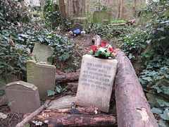 abney park cemetery, london,kathe j. carr, 1949," ich liebe dich" was she a young german bride brought back from the war?