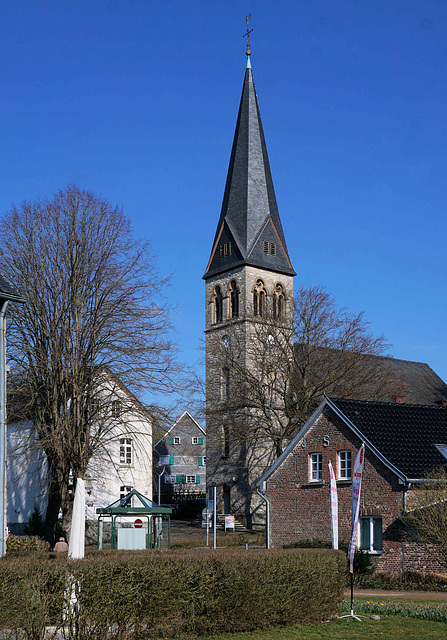 Kirche in Düssel