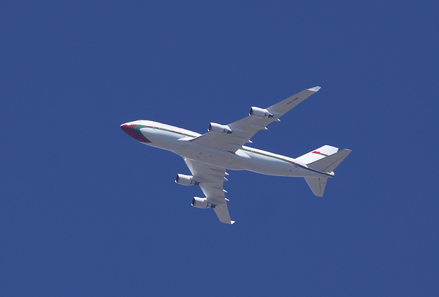 Oman Royal Flight Boeing 747-400