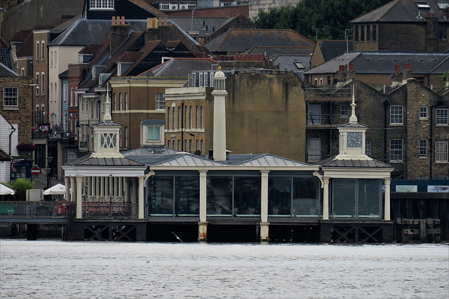 town pier, gravesend, kent town pier, gravesend, kent