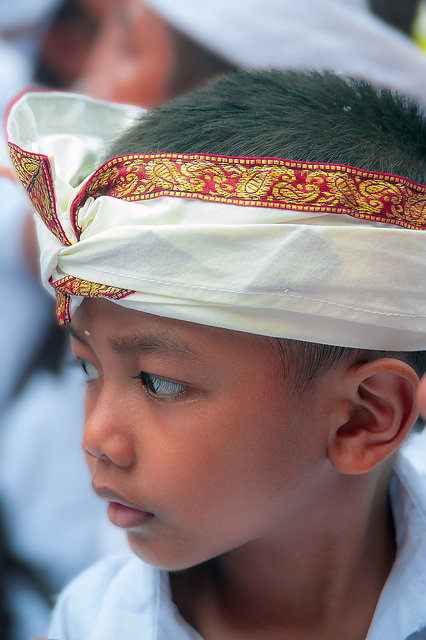 Young worshipper at the Pengrebongan festival