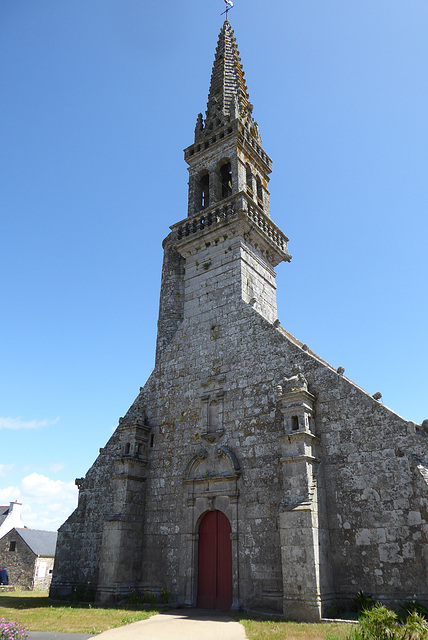 église SAINT CADOAN à  Poullan/Mer