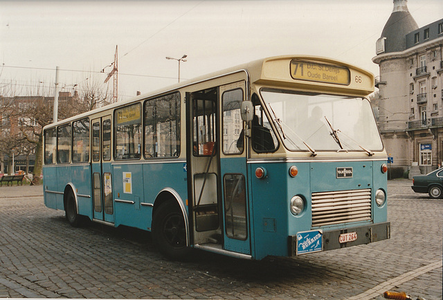 De Lijn (ex MIVG) 66 in Gent - 4 Mar 1993