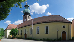 St. Michael, katholisch, Schönkirch. Im PiP: CiC