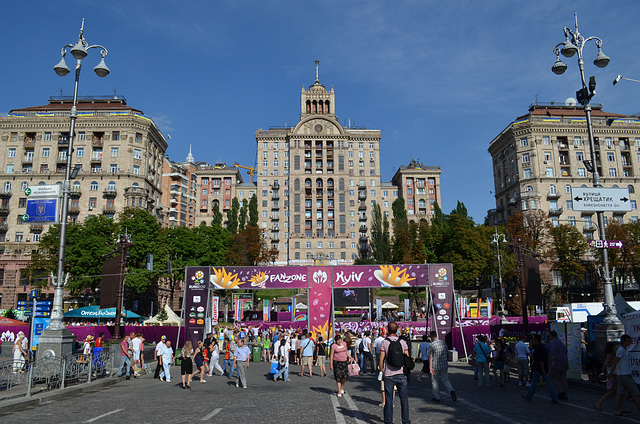 Киев, Крещатик в день финала Евро-2012