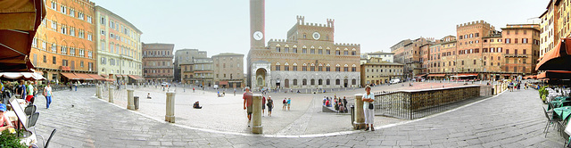 Siena.  Piazza del Campo. ©UdoSm