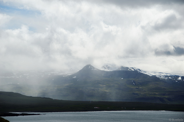 nebliger Tag am Breiðafjörður (© Buelipix)