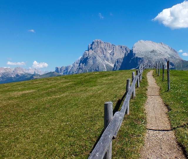 Dolomites fence