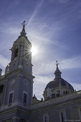 Catedral de Santa María la Real de la Almudena (© Buelipix)