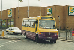 Pioneer K367 TJF in Rochdale bus station – 15 Apr 1995 (259-21)