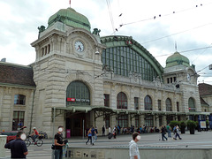Portal vom Basler Bahnhof