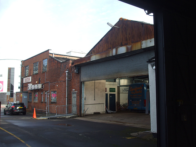 DSCF5376 The former Barton Transport garage in Chilwell - 25 Sep 2016