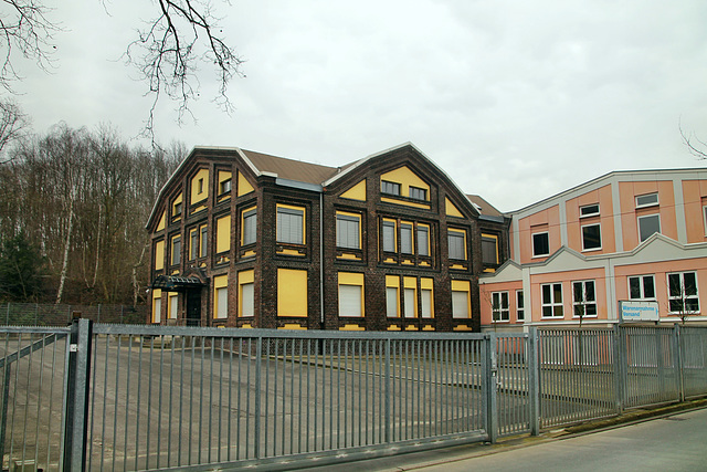 Ehem. Verwaltungs- und Kauengebäude der Zeche Constantin der Große 8/9 (Bochum-Riemke) / 22.02.2020