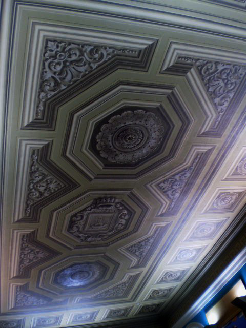 Painted ceiling - no relief.