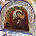 SINAI : una nicchia con l'icona di Santa Caterina dentro il monastero - il tempo ha lasciato segni profondi.