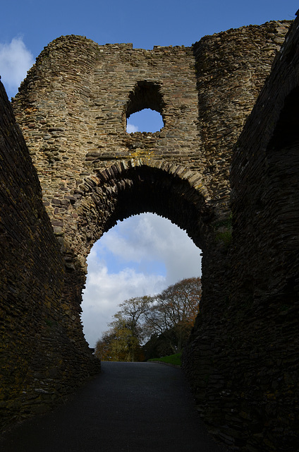 Cornwall, Launceston Castle Wall