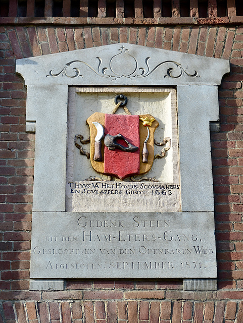 Amsterdam 2018 – Gable stone from the Ham-Eters-Gang