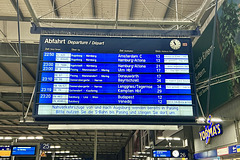 Munich 2022 – Departure board