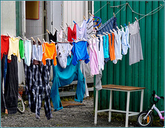 Oggetti appesi : un bucato colorato a Nuuk -