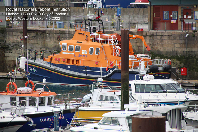 RNLB 17-09 Dover Western Docks 7 5 2022