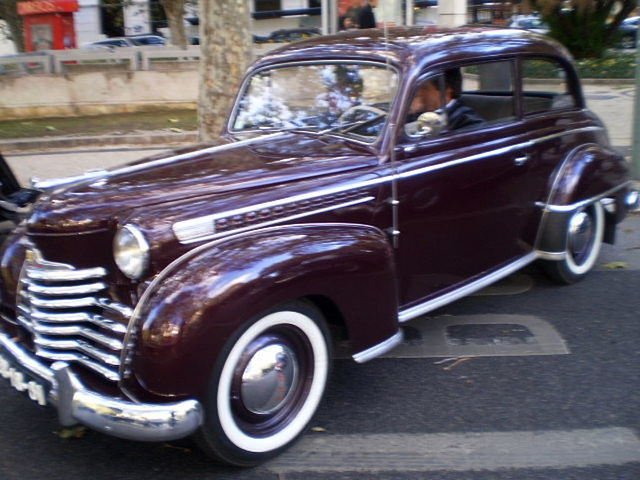 Opel Olympia (1952).
