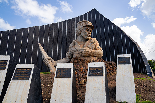 Monumento Comandante Pedro Sotto Alba - for the rebels