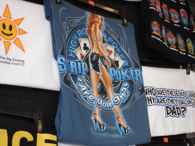 Talons hauts & Strip Poker Talons hauts & Strip Poker