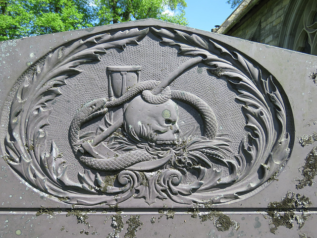 penshurst church, kent (25)c19 slate gravestone of  henry weller +1838, with snake ouroboros, skull, scythe and hourglass