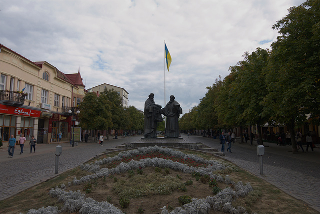 Auf Mir-Platz in Mukatshewo