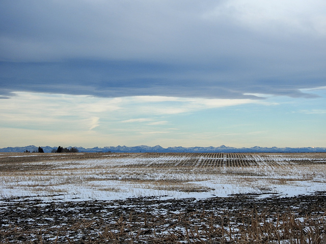 Chinook Arch over the prairie