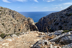 Crete 2021 – The path to the monastery of Saint John the Hermit