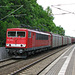 155 238-9 durchfährt den Bahnhof Schweinsburg-Culten Richtung Werdau