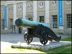 cannon and tourist shop
