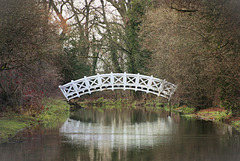 Die Brücke über den Kanal