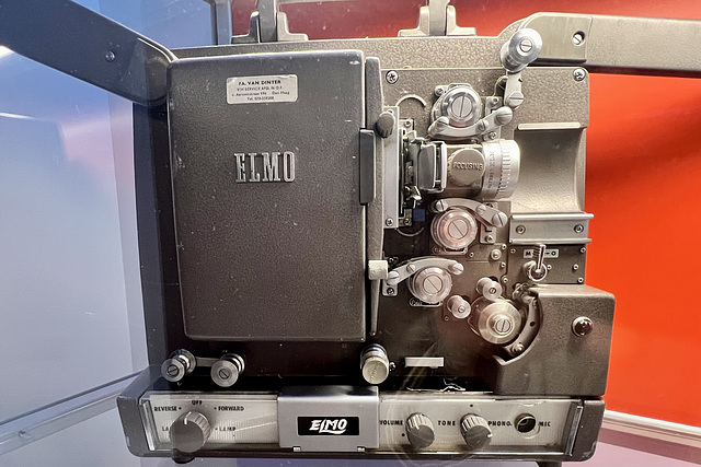 1969 Elmo DM-16 film projector