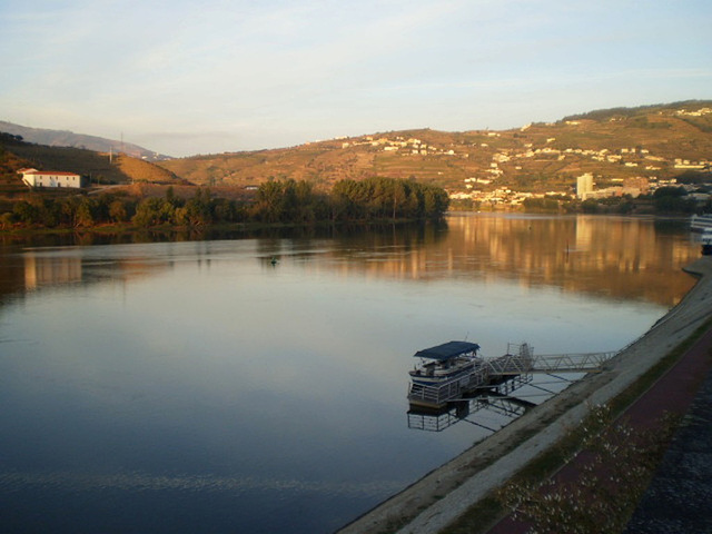 Beholding Douro River at 07.53 am.