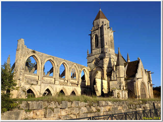 Église en ruines (Église Saint-Étienne-le-Vieux)