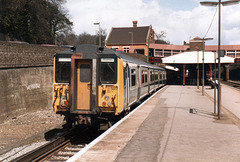 Class 455 at Weybridge - 25 April 1986