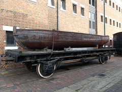 O&Sglos - iron / steel boat