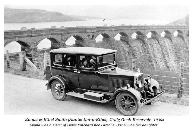 Emma & Ethel Smith at Craig Goch Reservoir in a Morris Cowley - 1930s