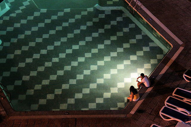 Nightly talk at the pool