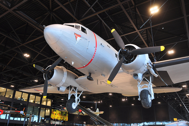 Nationaal Militair Museum 2015 – DC-3